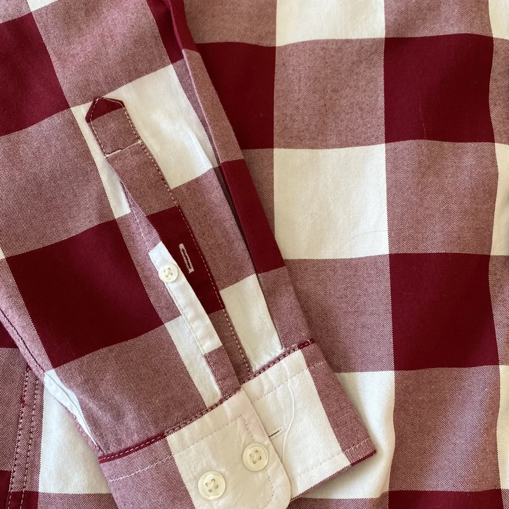 Express Soft Wash ButtonDown - Picture 3 of 6
